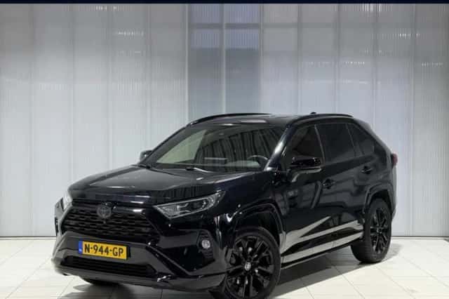 Toyota RAV4 (2021)