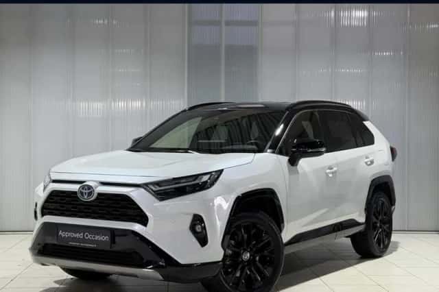 Toyota RAV4 (2024)