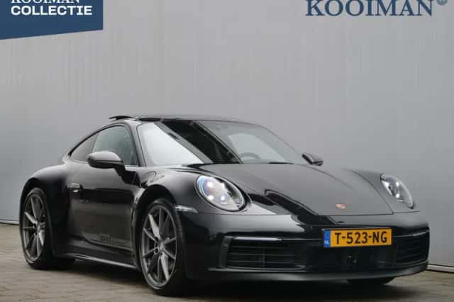 Porsche 911 (2023)