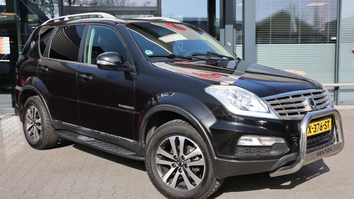 SSANGYONG REXTON RX (2014) — foto 1
