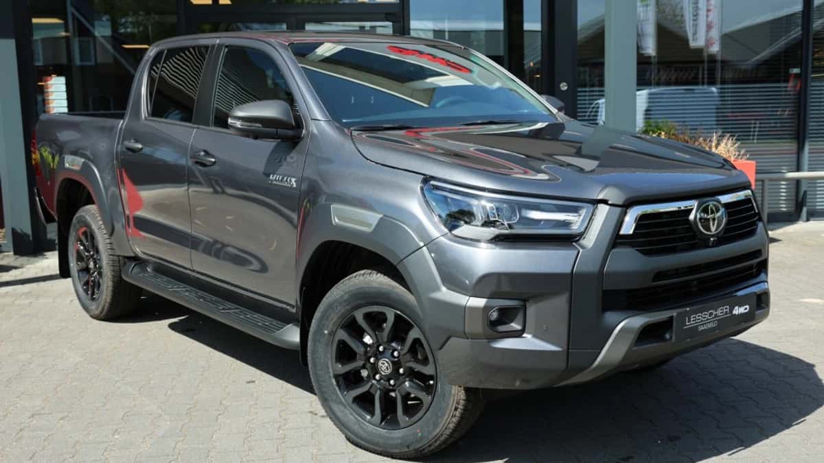 Toyota Hilux (2026) — foto 1
