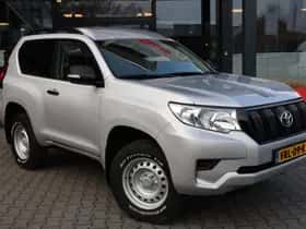 Toyota LANDCRUISER (2023)