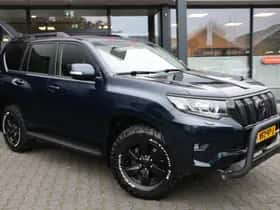 Toyota LANDCRUISER (2021)