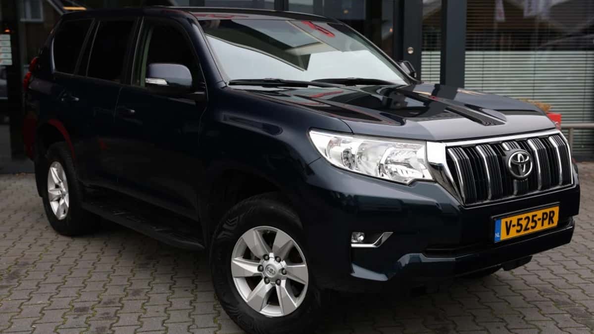 Toyota LANDCRUISER (2018) — foto 1