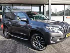 Toyota LANDCRUISER (2020)