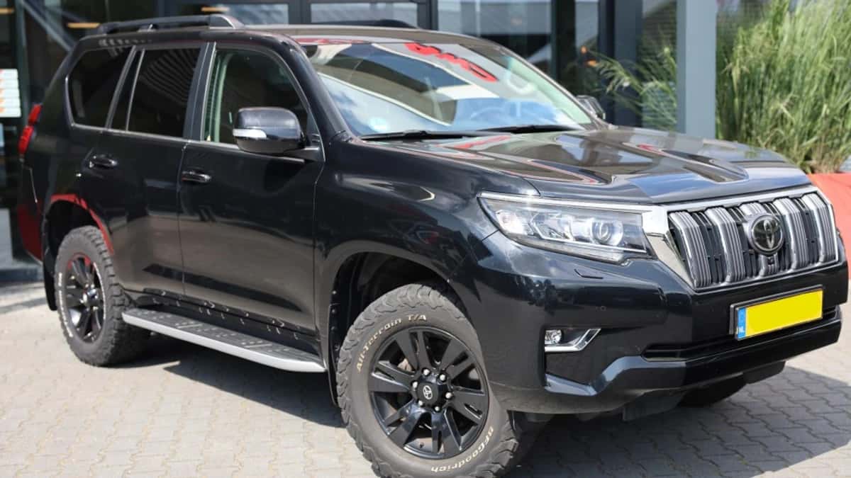 Toyota LANDCRUISER (2018) — foto 1