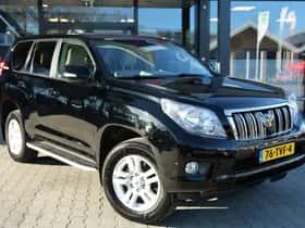 Toyota LANDCRUISER (2012)