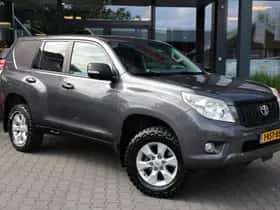 Toyota LANDCRUISER (2012)