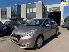 Peugeot 208 (2012)