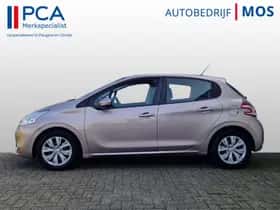 Peugeot 208 (2012)