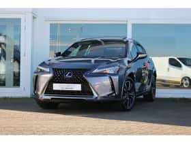Lexus NX (2020)
