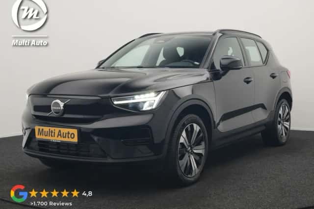 Volvo XC40 (2023)