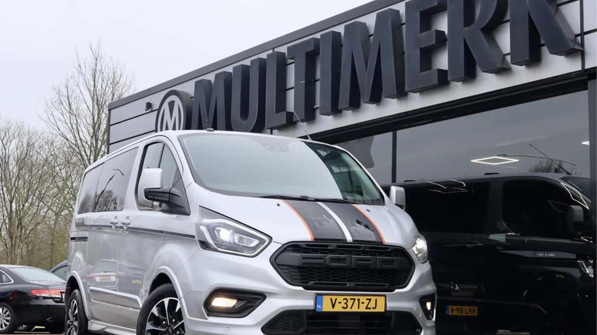 Ford Transit (2019) — foto 1