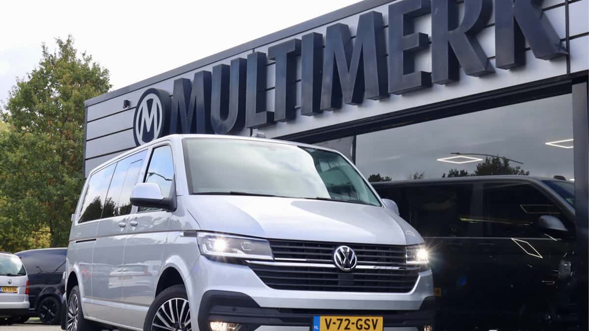 Volkswagen Transporter (2024) — foto 1