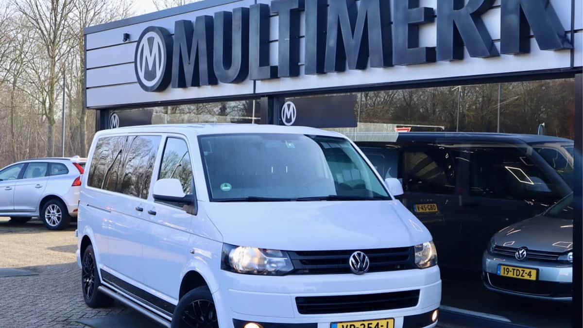Volkswagen Transporter (2015) — foto 1