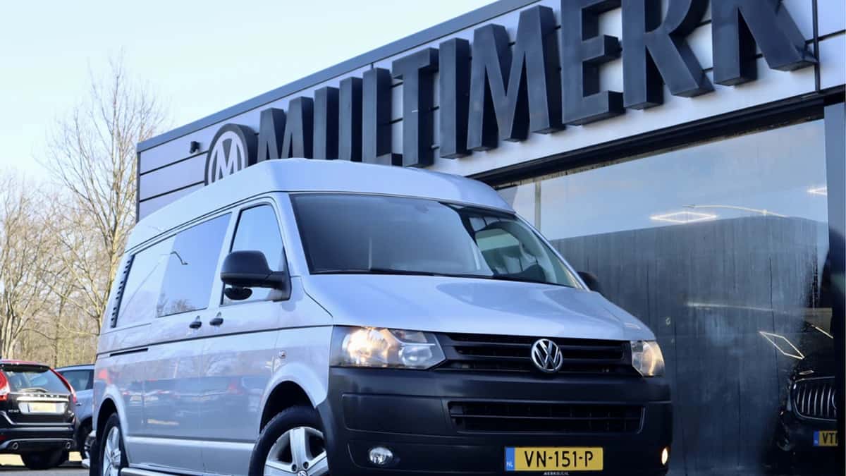 Volkswagen Transporter (2015) — foto 1