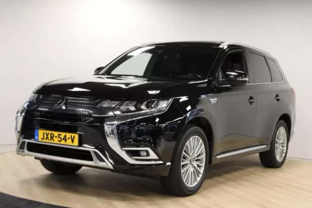 Mitsubishi Outlander (2020)