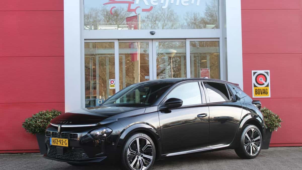 Lancia Ypsilon (2025) — foto 1