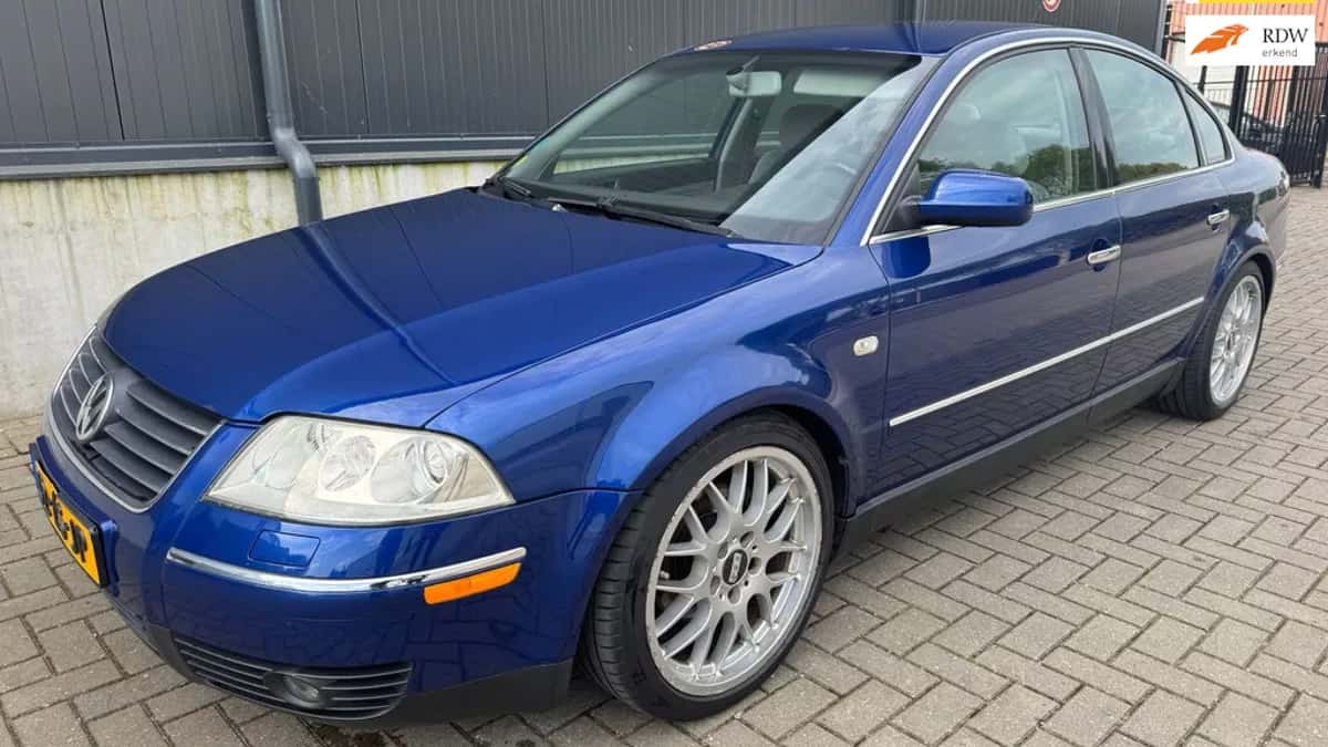 Volkswagen Passat (2003) — foto 1