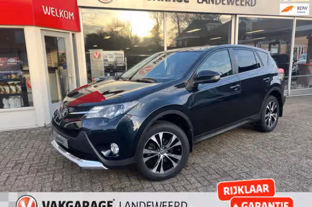 Toyota RAV4 (2015)