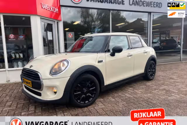 MINI One (2019)