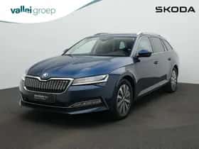 Škoda Superb (2023)
