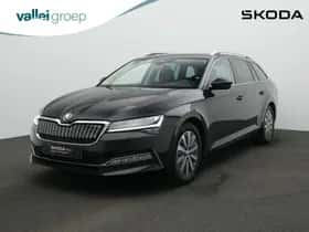 Škoda Superb (2022)