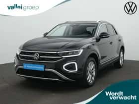 Volkswagen T-Roc (2023)