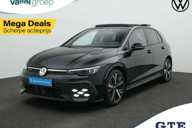 Volkswagen Golf (2025)