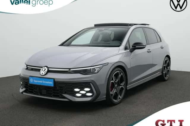Volkswagen Golf (2025)