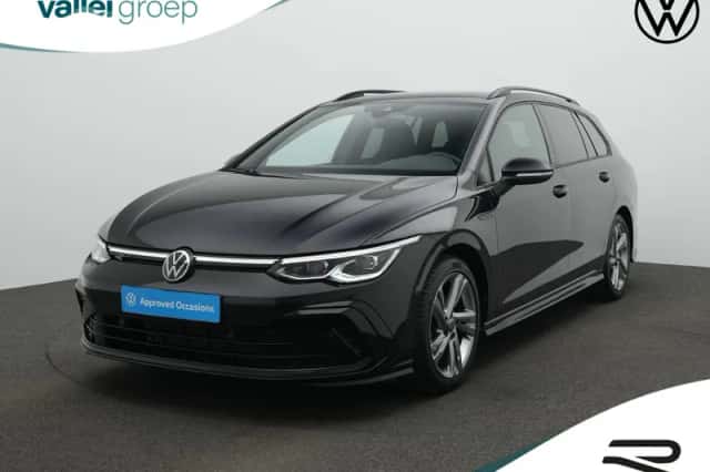 Volkswagen Golf (2024)