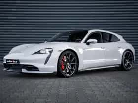 Porsche Taycan (2022)