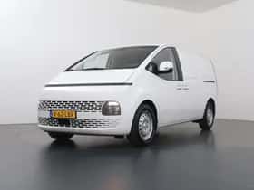 Hyundai Staria (2024)