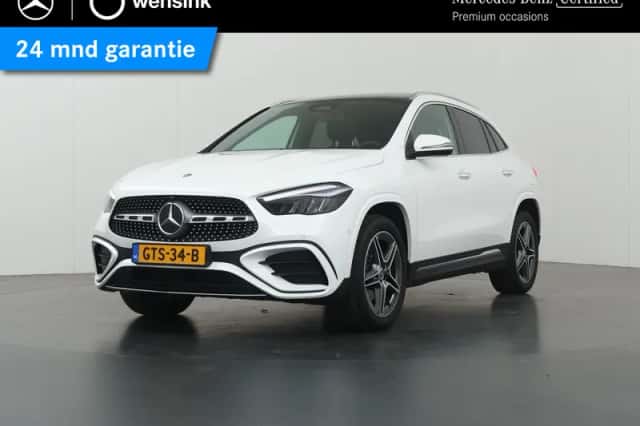 Mercedes-Benz GLA (2024)
