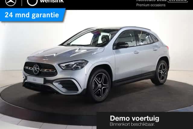 Mercedes-Benz GLA (2026)