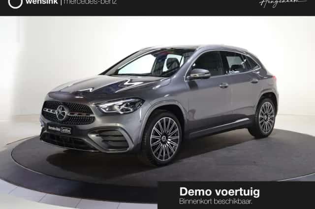 Mercedes-Benz GLA (2026)