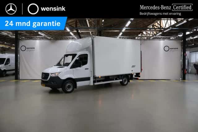 Mercedes-Benz Sprinter (2023)