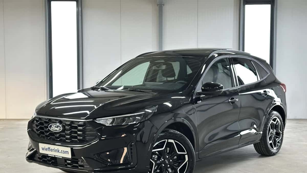 Ford Kuga (2024) — foto 1