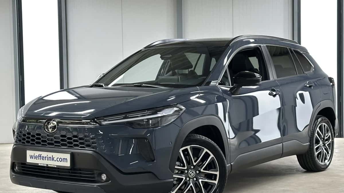 Toyota Corolla (2025) — foto 1