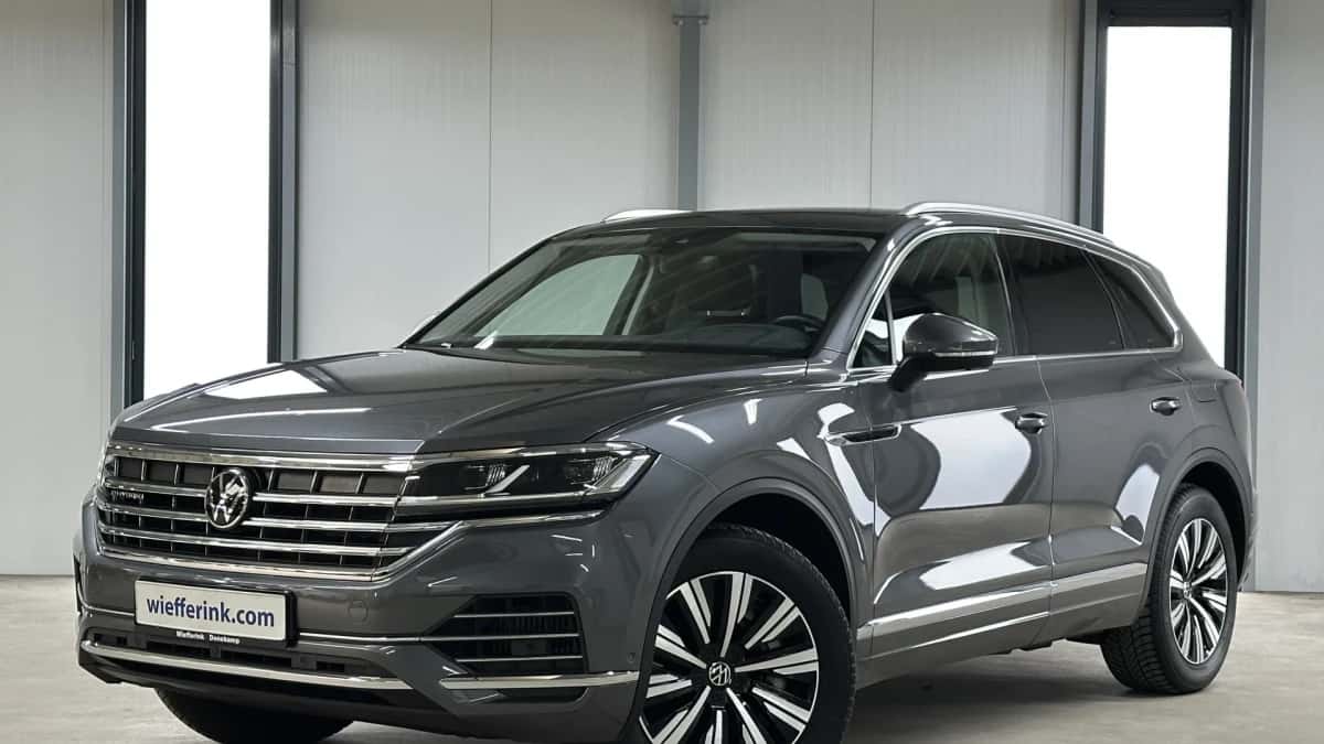 Volkswagen Touareg (2023) — foto 1